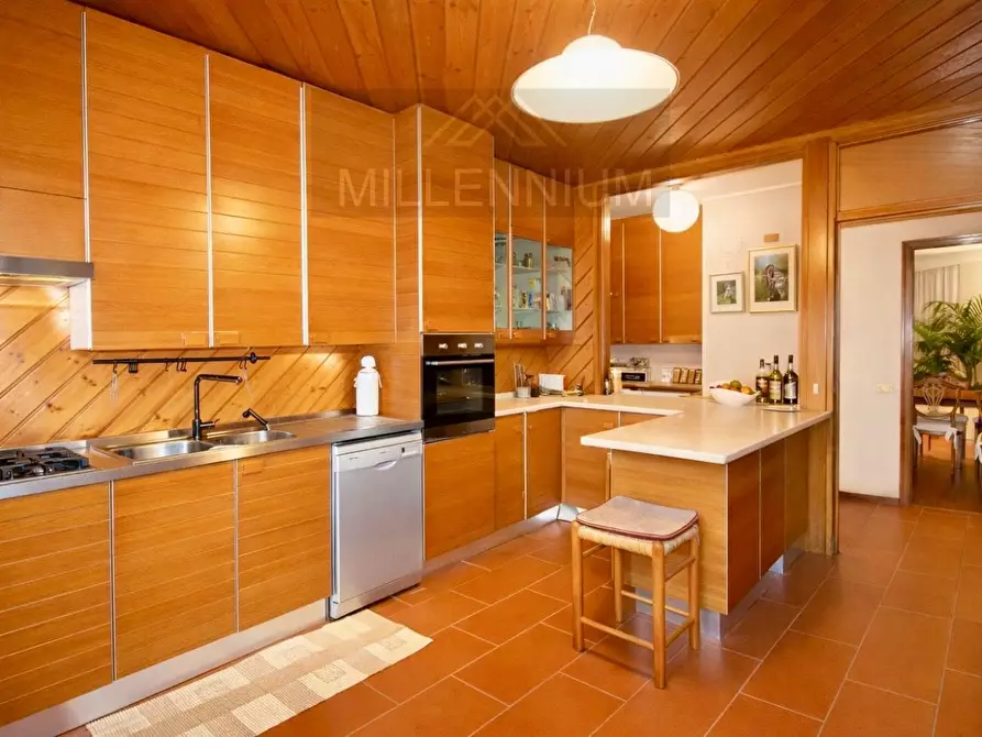 Immagine 12 di Villa in vendita  in VIA dormelletto a Arona