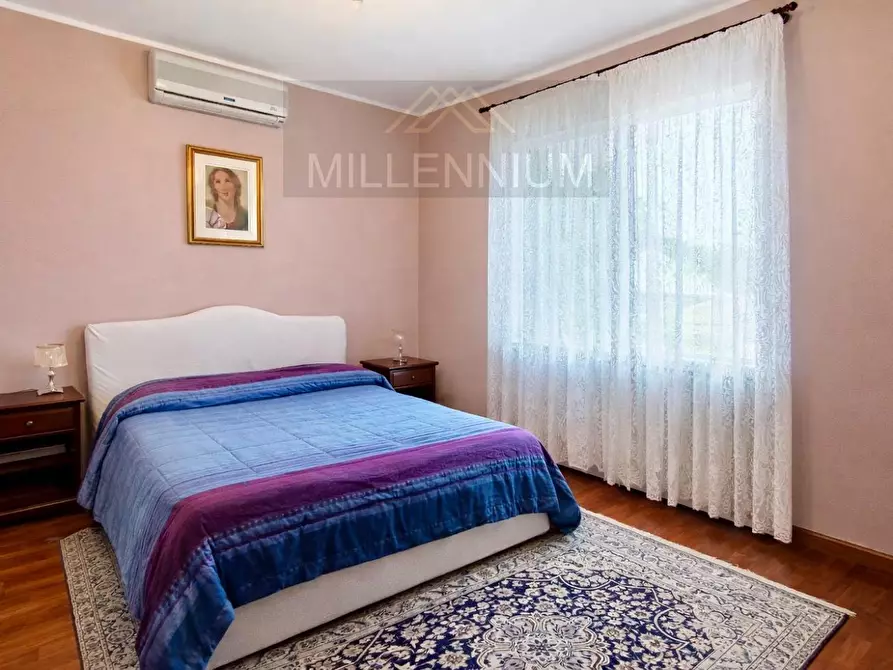 Immagine 14 di Villa in vendita  in VIA PER ghevio a Meina