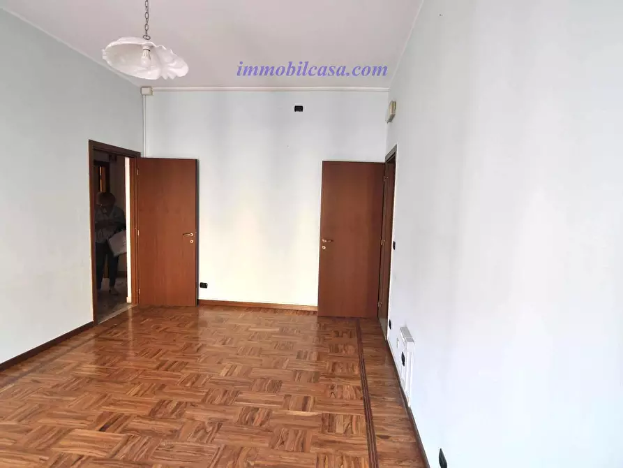 Immagine 11 di Ufficio in affitto  in CORSO Nizza 31 a Cuneo