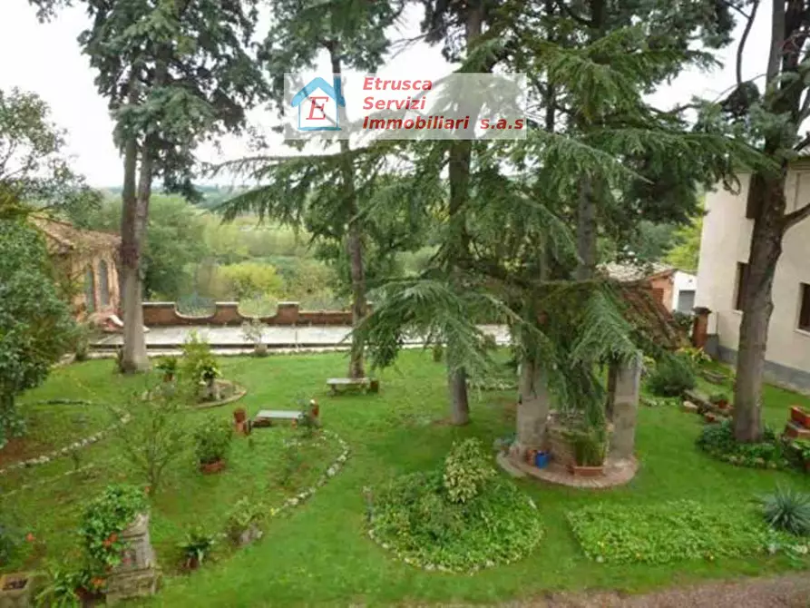 Immagine 10 di Villa in vendita  in VIA strada delle ropole 0 a Siena