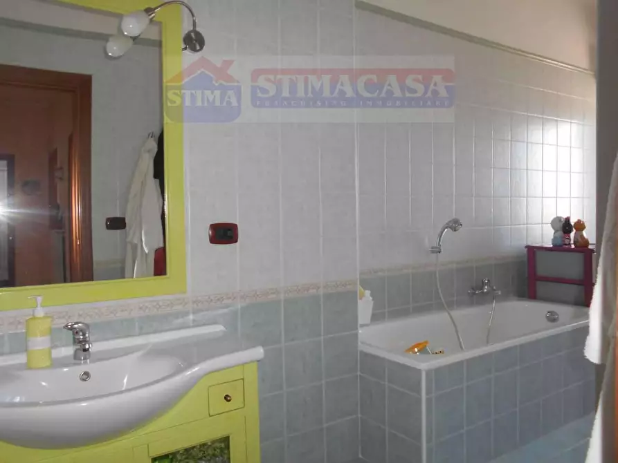 Immagine 18 di Appartamento in vendita  in CORSO Italia a Cardito