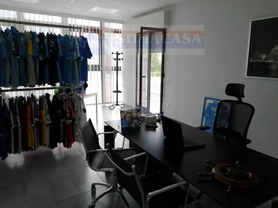 Immagine 24 di Ufficio in affitto  in VIA Circumvallazione Esterna a Casoria