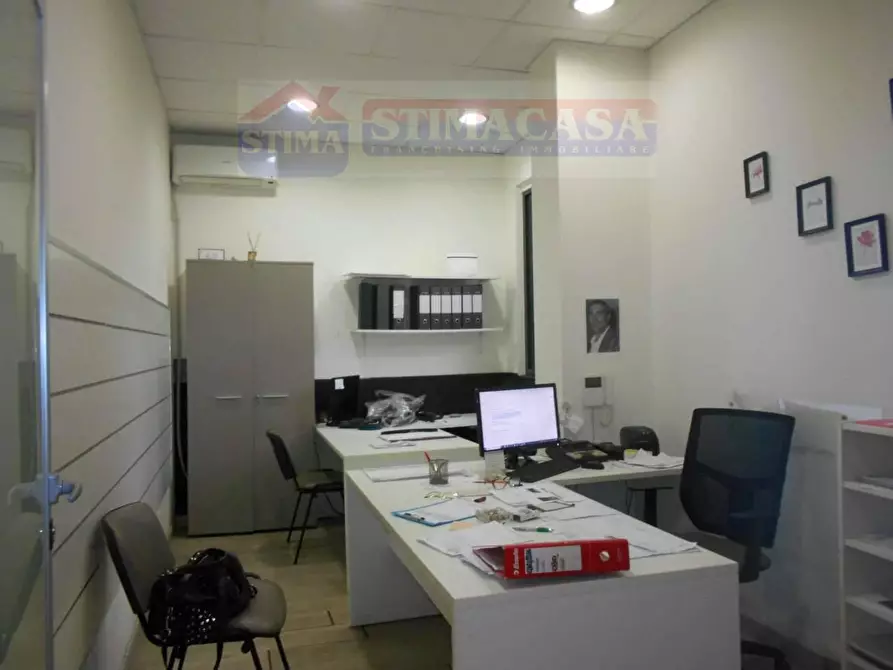 Immagine 6 di Locale commerciale in affitto  in VIA Padula a Casoria