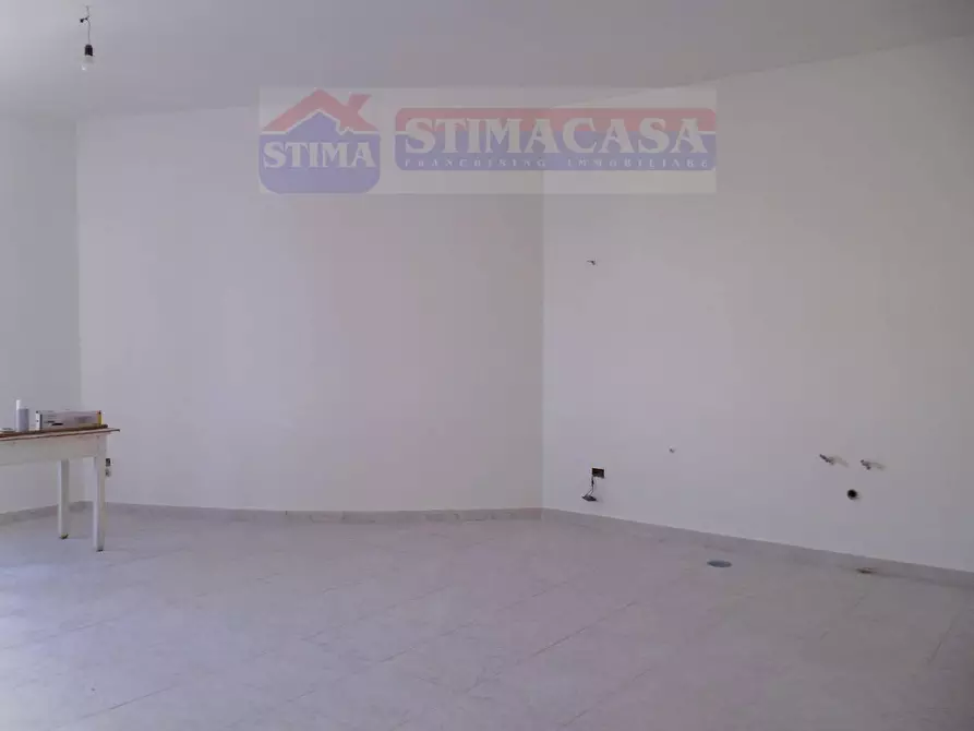 Immagine 22 di Ufficio in affitto  in STRADA Statale Sannitica a Casoria
