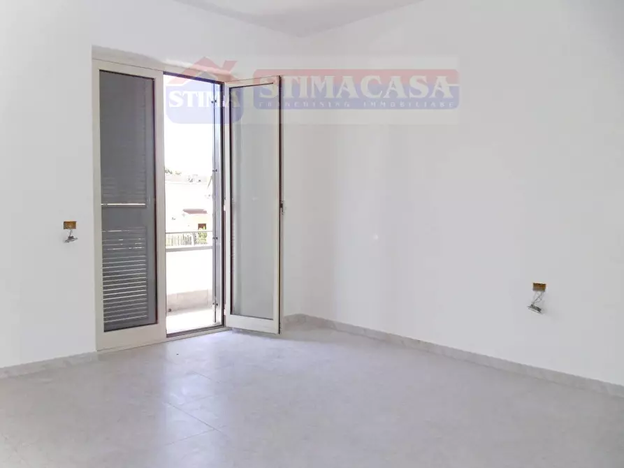 Immagine 27 di Ufficio in affitto  in STRADA Statale Sannitica a Casoria