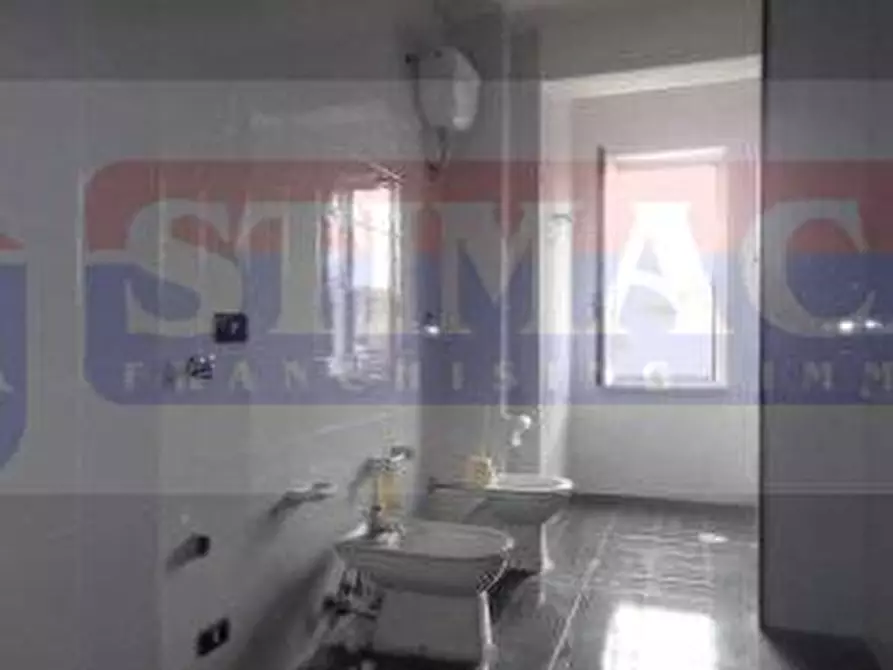 Immagine 13 di Ufficio in affitto  in STRADA Statale Sannitica a Casoria