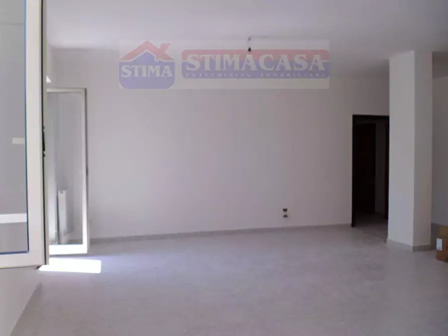 Immagine 20 di Ufficio in affitto  in STRADA Statale Sannitica a Casoria