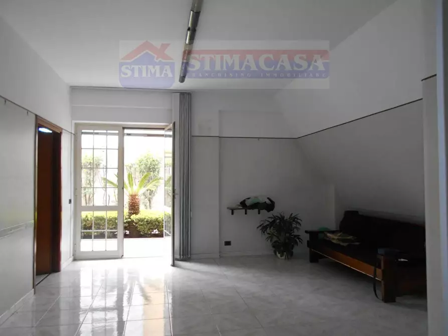Immagine 2 di Ufficio in vendita  in VIA Etna a Casoria