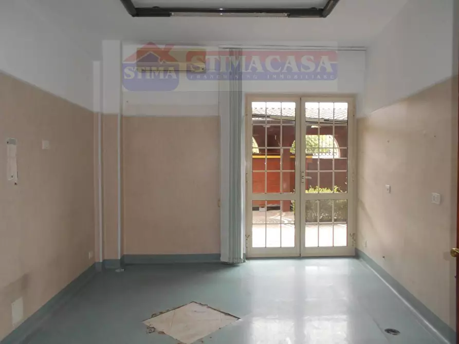 Immagine 13 di Ufficio in vendita  in VIA Etna a Casoria