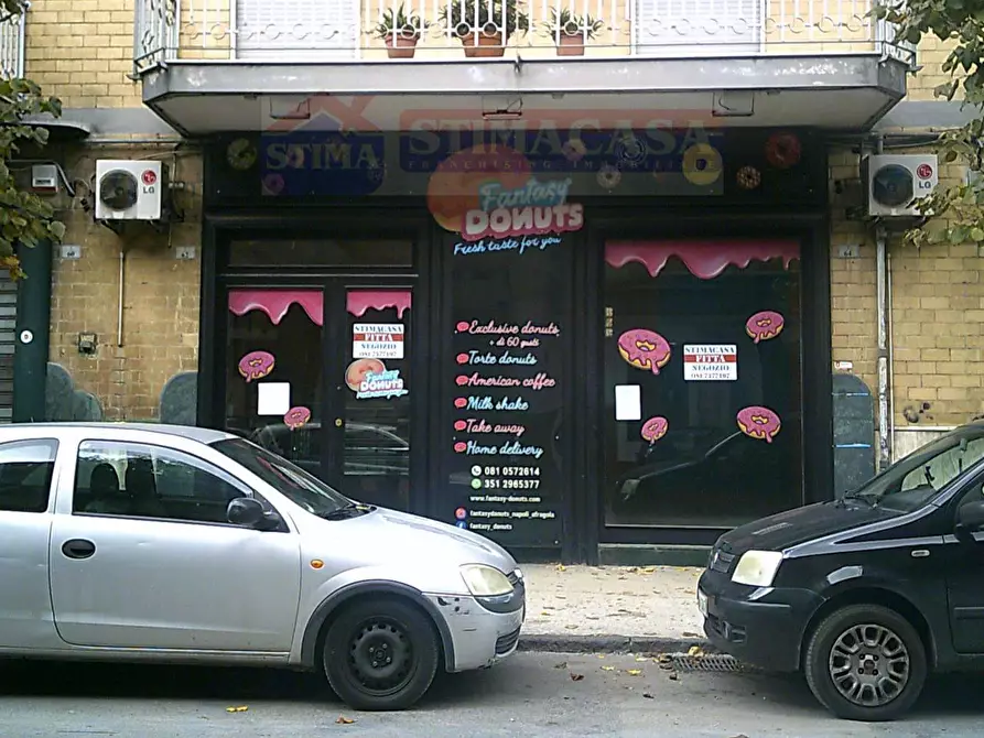 Immagine 10 di Locale commerciale in affitto  in CORSO Alcide de Gasperi a Afragola