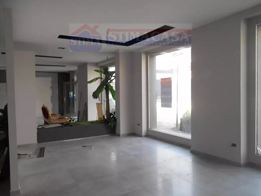 Immagine 6 di Negozio in affitto  in VIA Alcide de Gasperi a Afragola