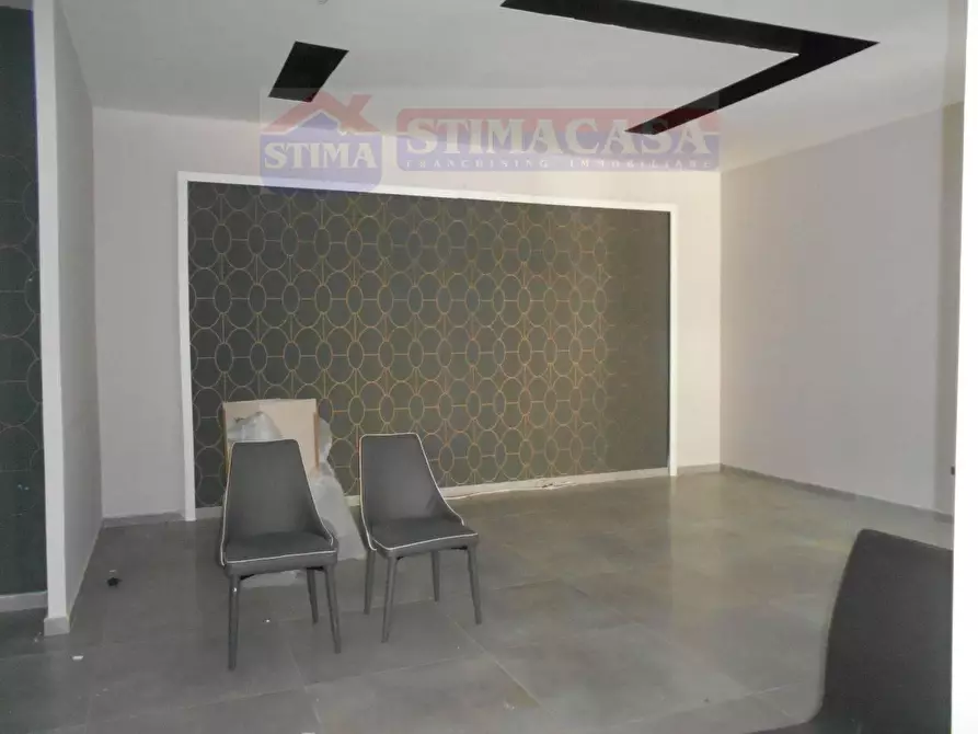 Immagine 9 di Negozio in affitto  in VIA Alcide de Gasperi a Afragola