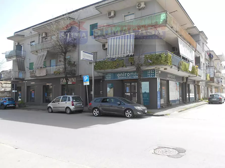 Immagine 15 di Negozio in affitto  in VIA Alcide de Gasperi a Afragola