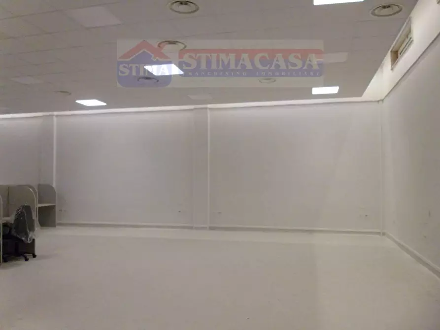 Immagine 4 di Ufficio in affitto  in VIA Pietro Donadio a Cardito