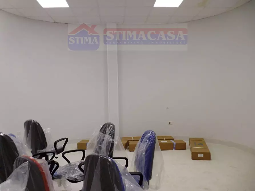 Immagine 9 di Ufficio in affitto  in VIA Pietro Donadio a Cardito