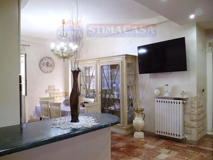 Immagine 2 di Appartamento in vendita  in VIA Napoli a Casoria