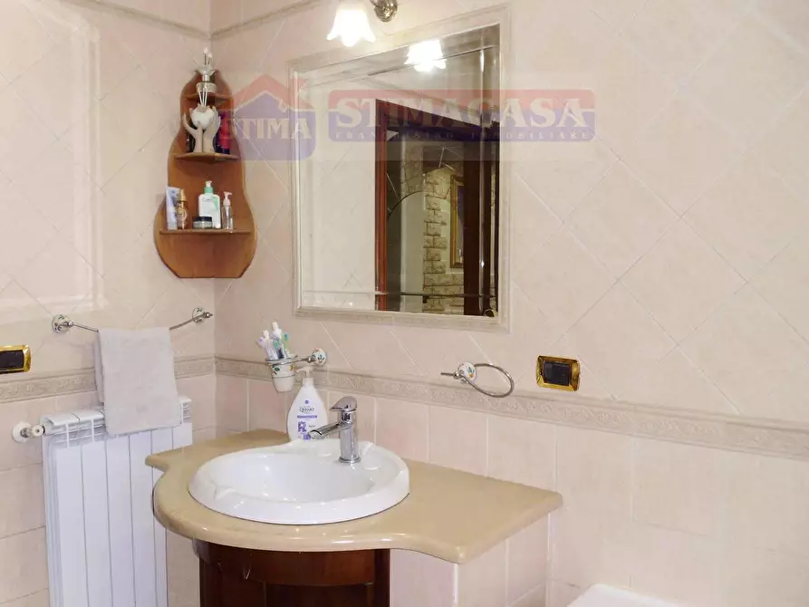 Immagine 13 di Appartamento in vendita  in VIA Napoli a Casoria