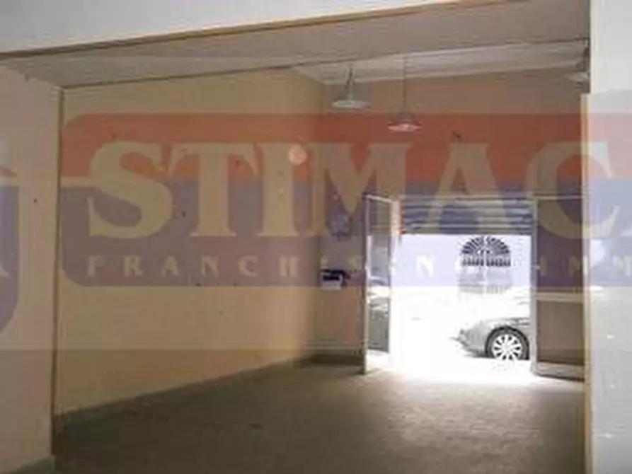Immagine 3 di Attività commerciale in affitto  in CORSO NAPOLI a Afragola