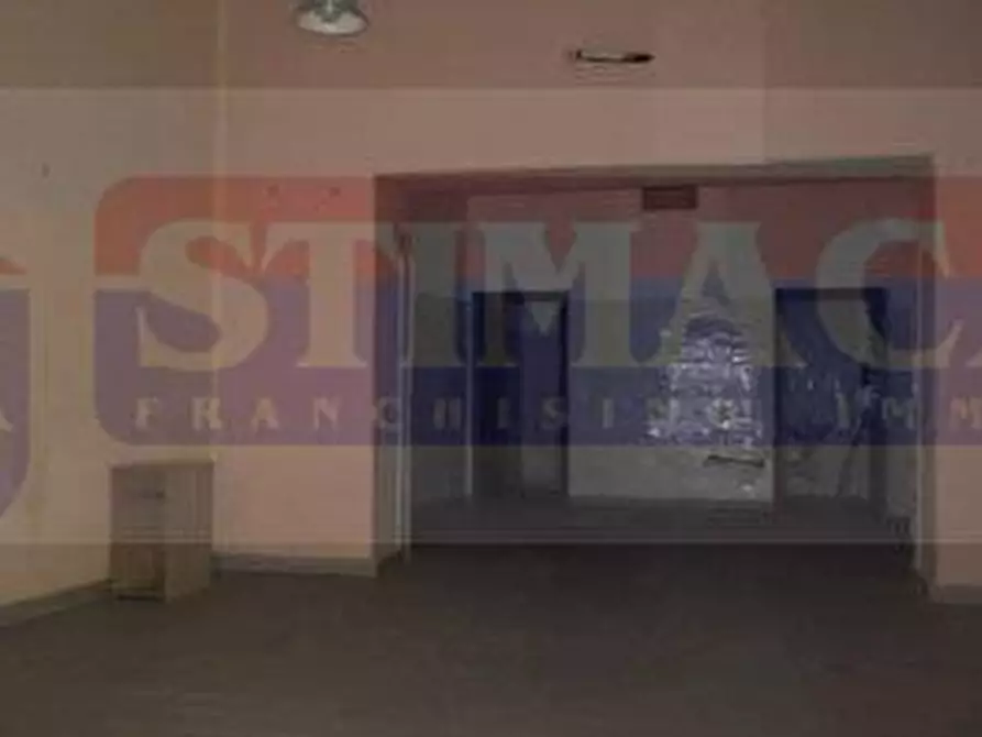 Immagine 4 di Attività commerciale in affitto  in CORSO NAPOLI a Afragola