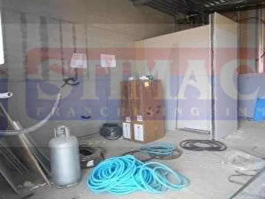 Immagine 2 di Ufficio in affitto  in VIA Napoli a Arzano