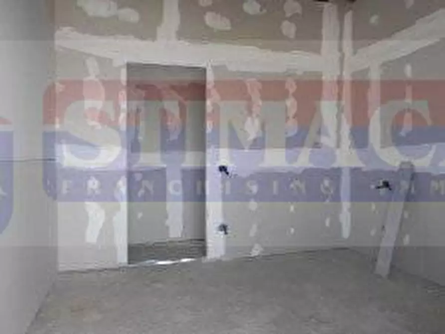 Immagine 3 di Ufficio in affitto  in VIA Napoli a Arzano