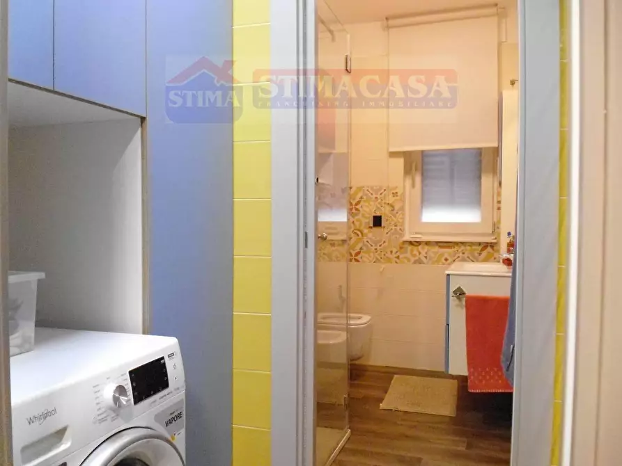 Immagine 19 di Appartamento in vendita  in CORSO Enrico de Nicola a Afragola