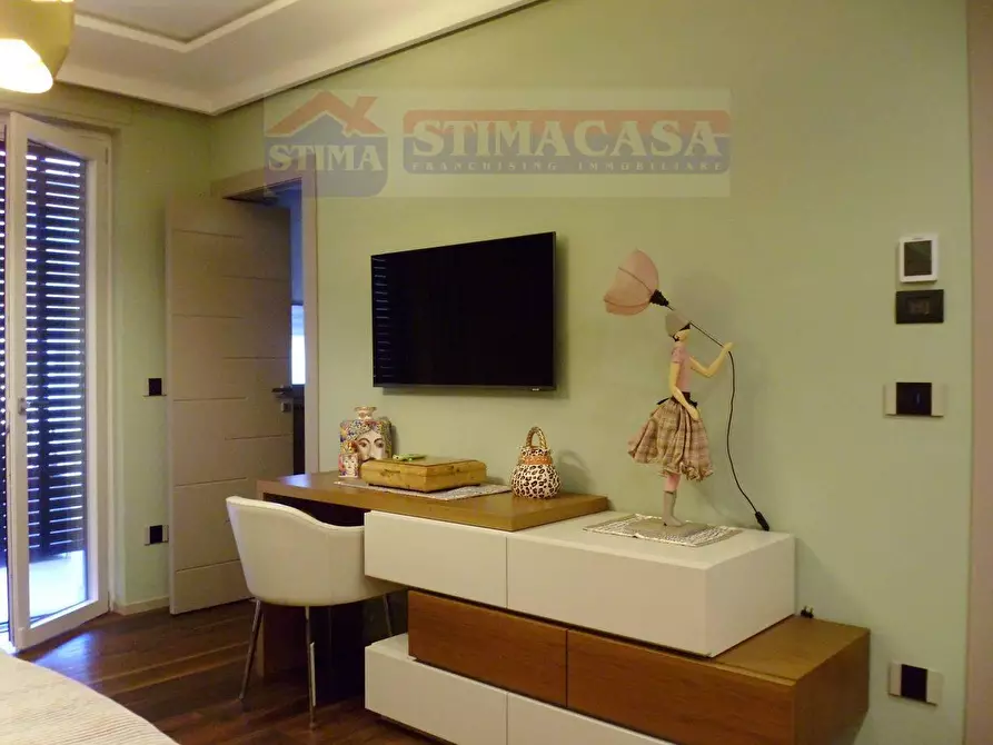 Immagine 23 di Appartamento in vendita  in CORSO Enrico de Nicola a Afragola