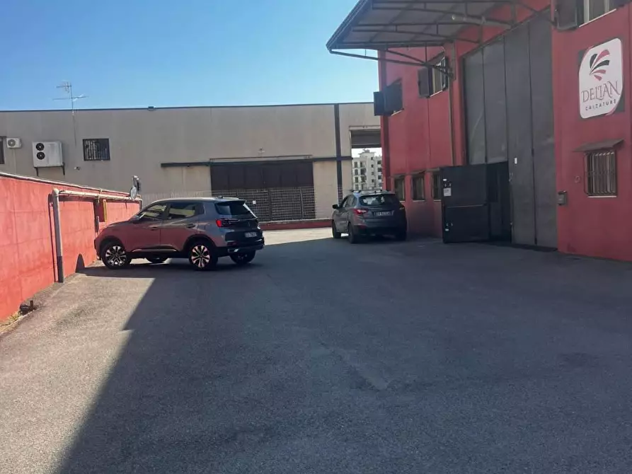 Immagine 7 di Capannone industriale in affitto  in VIA Bugnano a Orta Di Atella