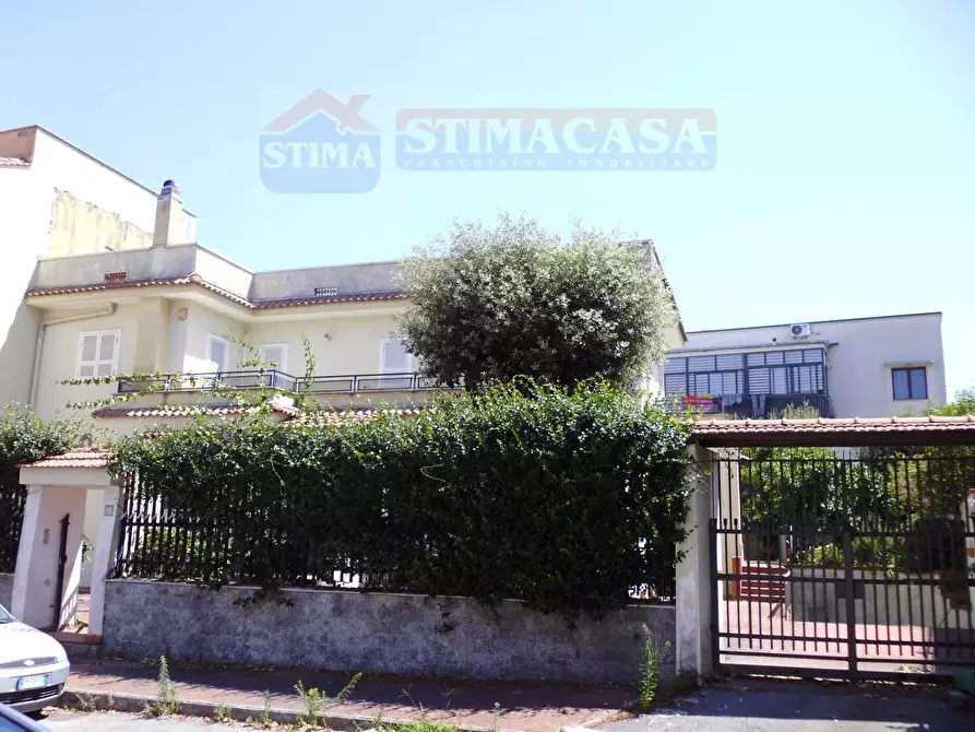 Immagine 29 di Casa bifamiliare in vendita  in VIA Nazario Sauro a Casoria