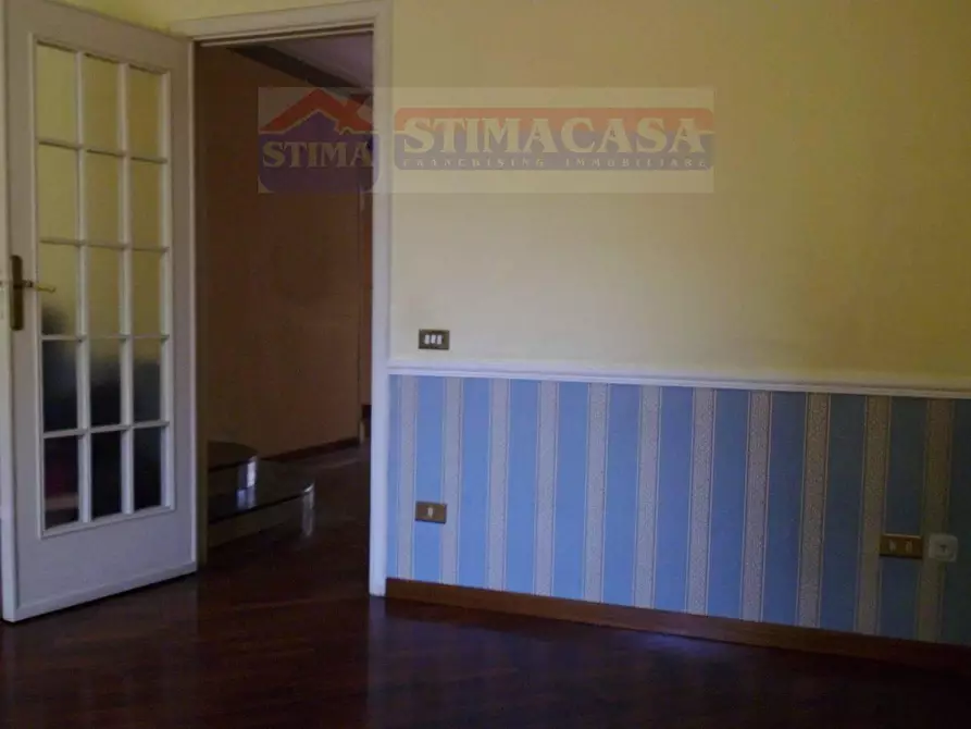 Immagine 10 di Casa bifamiliare in vendita  in VIA Nazario Sauro a Casoria