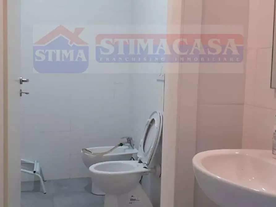 Immagine 5 di Ufficio in affitto  in VIA CIRCUMVALAZIONE ESTERNA a Casoria