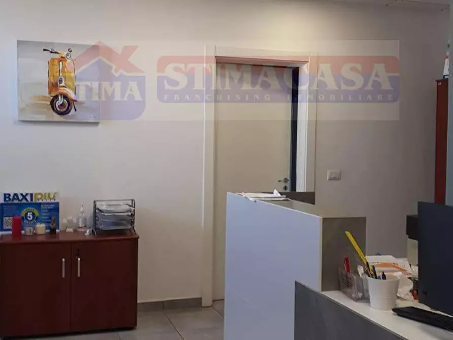 Immagine 7 di Ufficio in affitto  in VIA CIRCUMVALAZIONE ESTERNA a Casoria