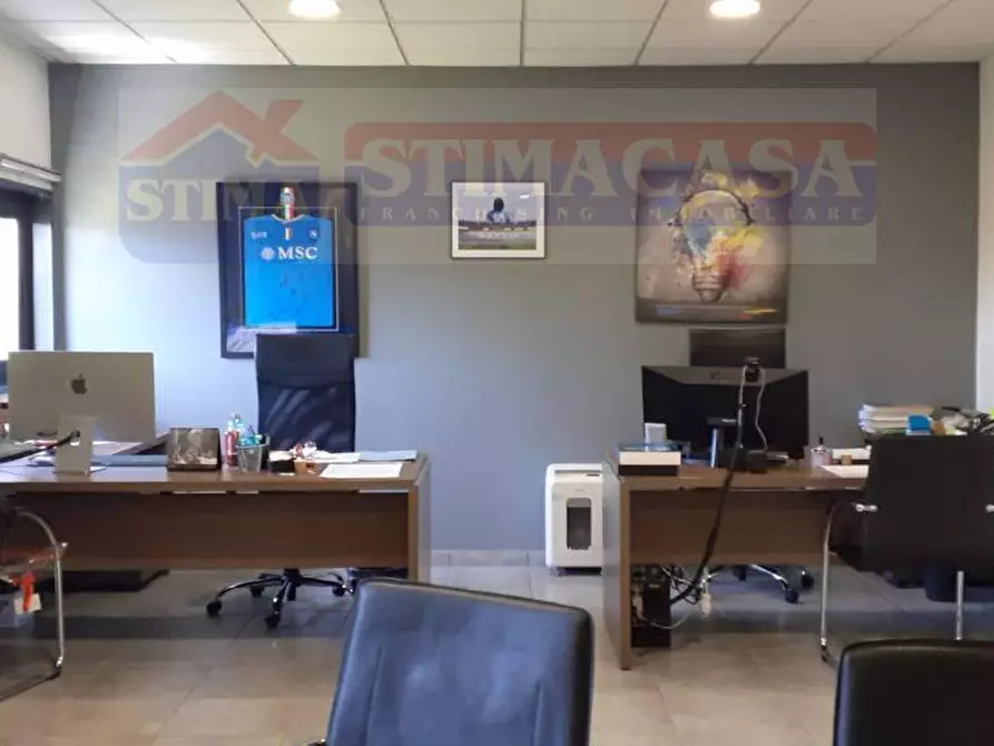 Immagine 1 di Ufficio in affitto  in VIA CIRCUMVALAZIONE ESTERNA a Casoria