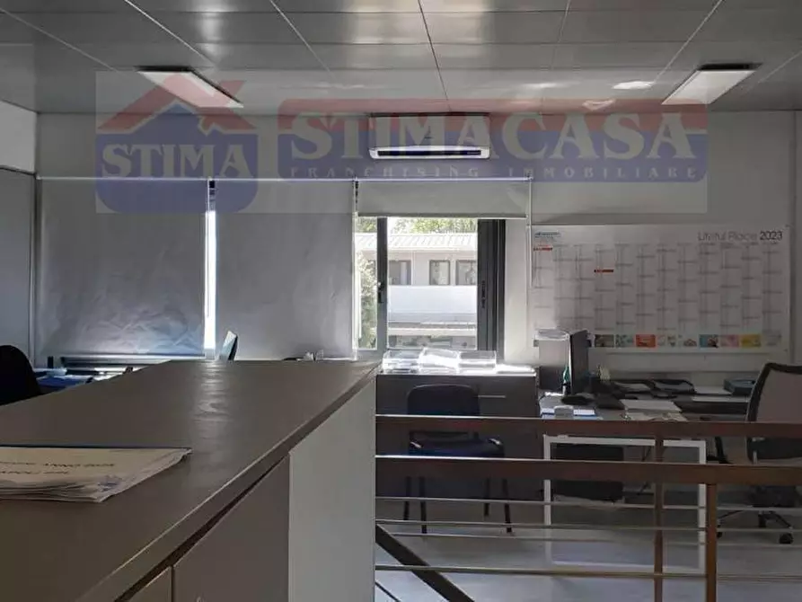 Immagine 10 di Capannone industriale in affitto  in VIA Circumvallazione Esterna a Casoria