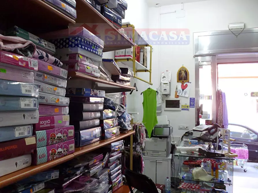 Immagine 3 di Negozio in affitto  in VIA Giovanni Amendola a Afragola