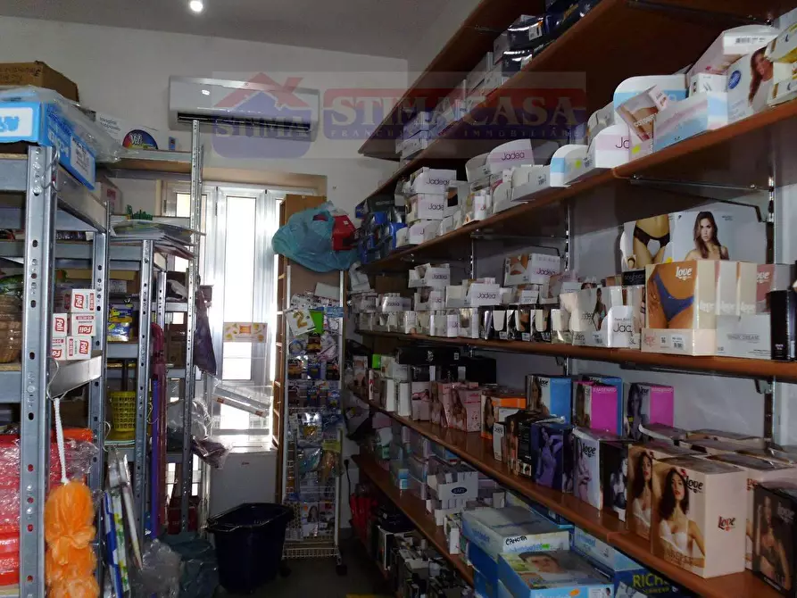 Immagine 6 di Negozio in affitto  in VIA Giovanni Amendola a Afragola