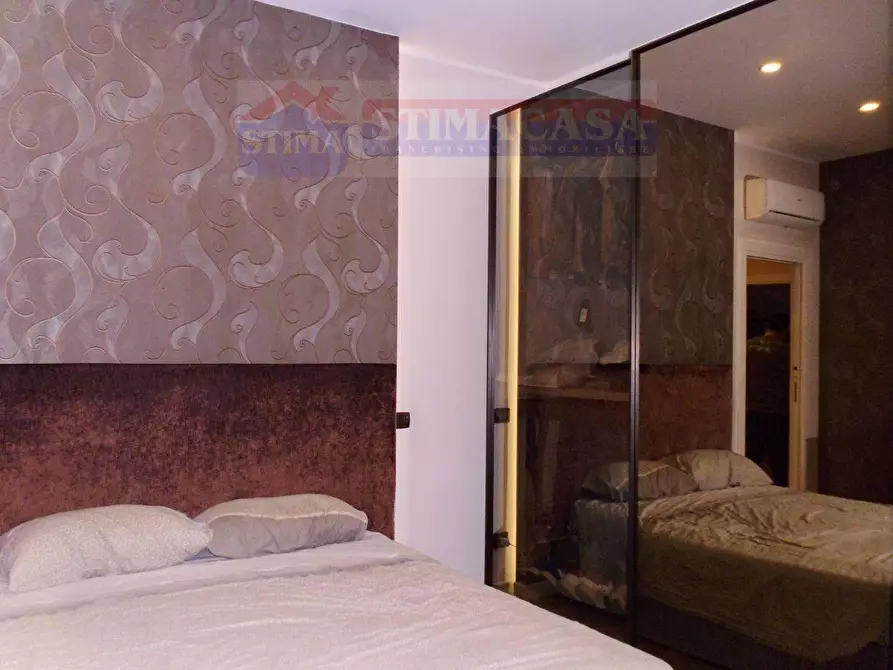 Immagine 12 di Appartamento in vendita  in VIA AMENDOLA a Afragola