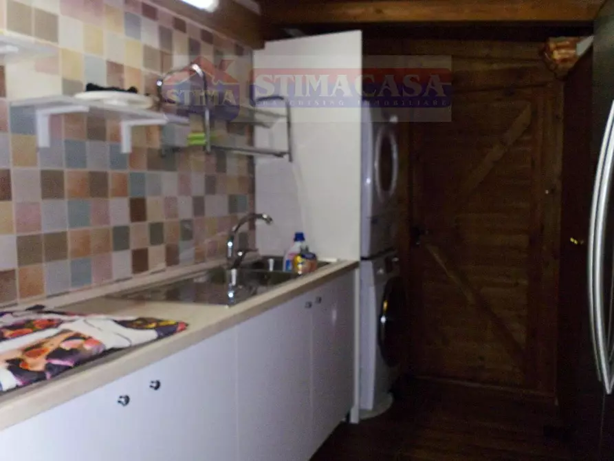 Immagine 26 di Appartamento in vendita  in VIA AMENDOLA a Afragola