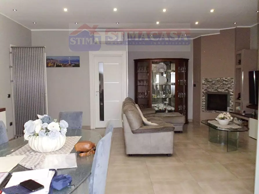 Immagine 1 di Appartamento in vendita  in VIA Etna a Casoria