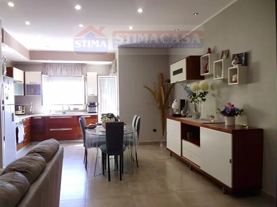 Immagine 6 di Appartamento in vendita  in VIA Etna a Casoria