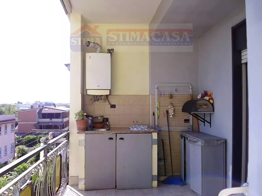 Immagine 8 di Appartamento in vendita  in VIA Etna a Casoria