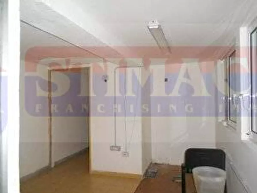 Immagine 5 di Capannone industriale in affitto  in VIA Nazionale Delle Puglie a Casoria