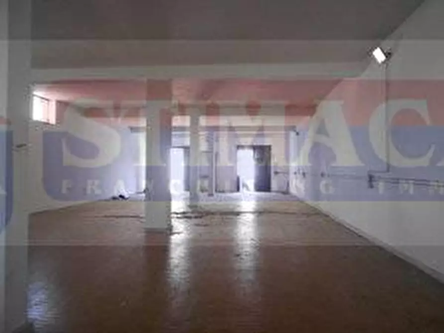 Immagine 7 di Capannone industriale in affitto  in VIA Nazionale Delle Puglie a Casoria