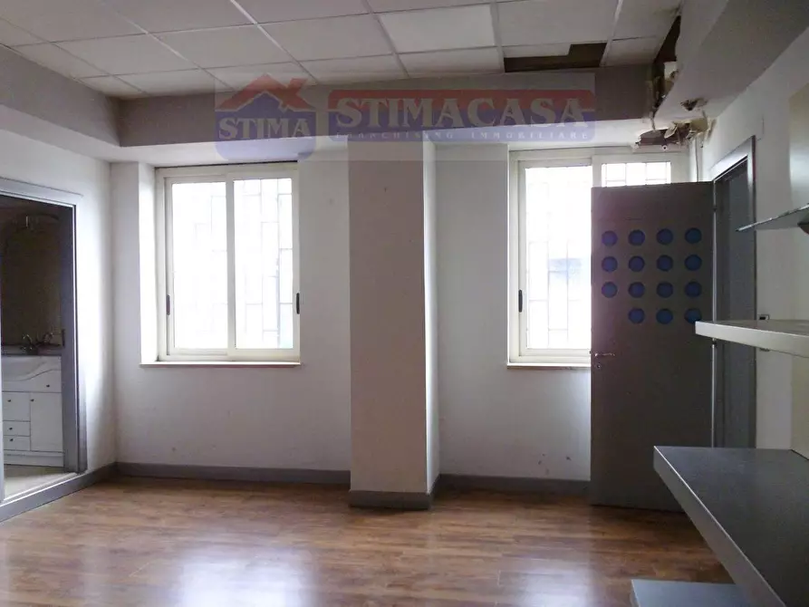 Immagine 20 di Capannone industriale in affitto  in VIA Tavernola a Casandrino