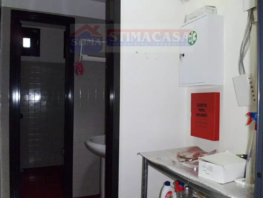Immagine 18 di Ufficio in affitto  in VIA circumvallazione esterna a Casoria