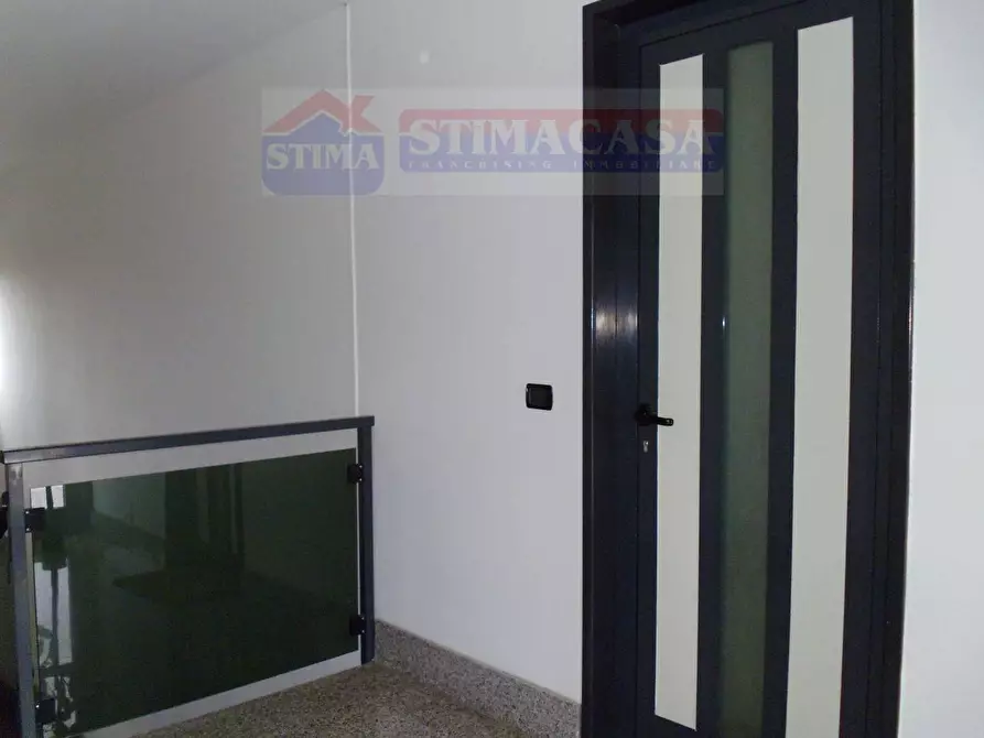 Immagine 4 di Ufficio in affitto  in VIA circumvallazione esterna a Casoria