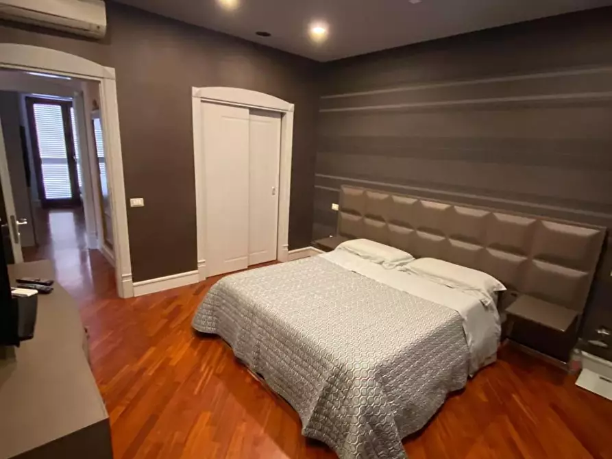 Immagine 14 di Casa bifamiliare in affitto  in STRADA Statale Sannitica a Casoria