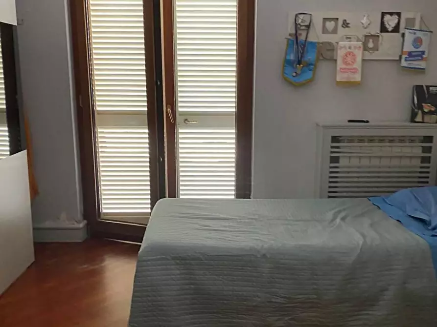 Immagine 16 di Casa bifamiliare in affitto  in STRADA Statale Sannitica a Casoria