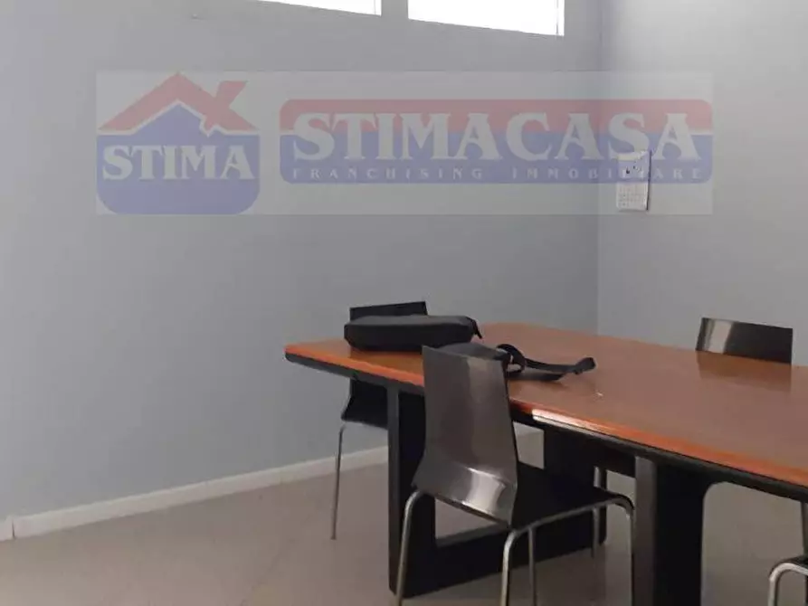 Immagine 4 di Ufficio in affitto  in VIA Padula a Casoria