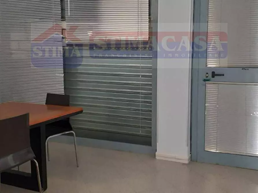 Immagine 6 di Ufficio in affitto  in VIA Padula a Casoria